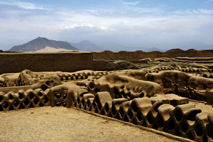 Die Ruinen der Adobe-Stadt Chan Chan bei Trujillo