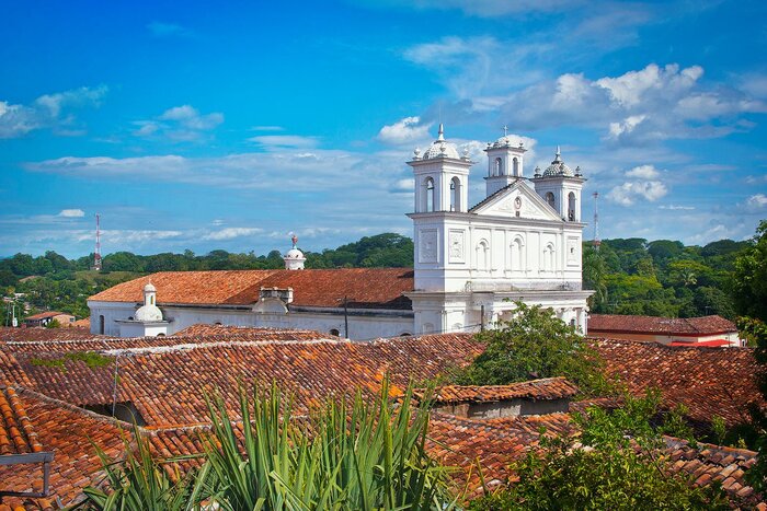 Kirche in Suchitoto (© elsalvador.travel)