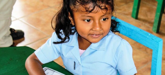 Mädchen in einer Schule