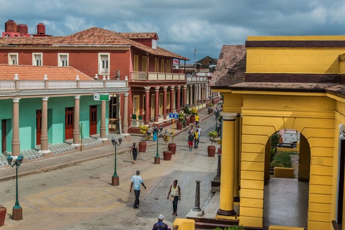 Straßenbild Baracoa (© Cubanisches Fremdenverkehrsamt)